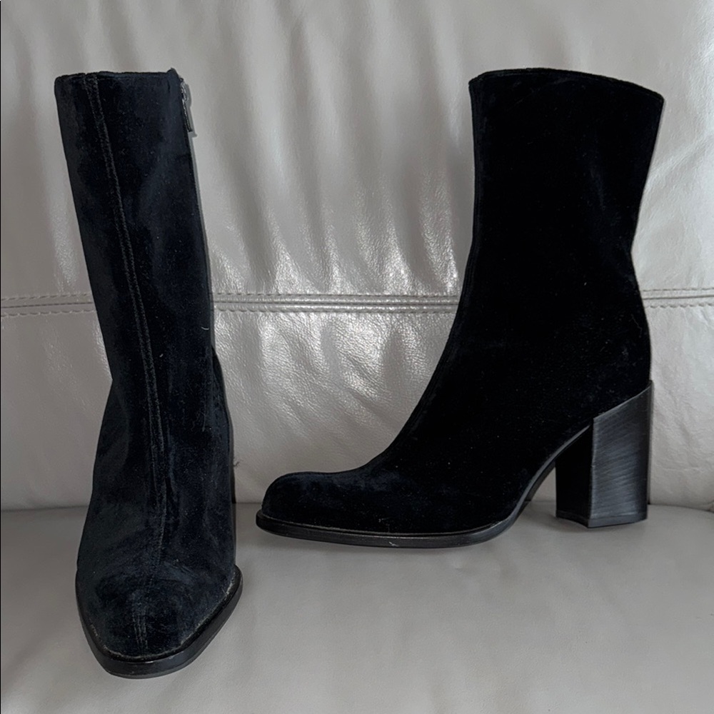 Browns Couture Black Velvet Boots size 8.5